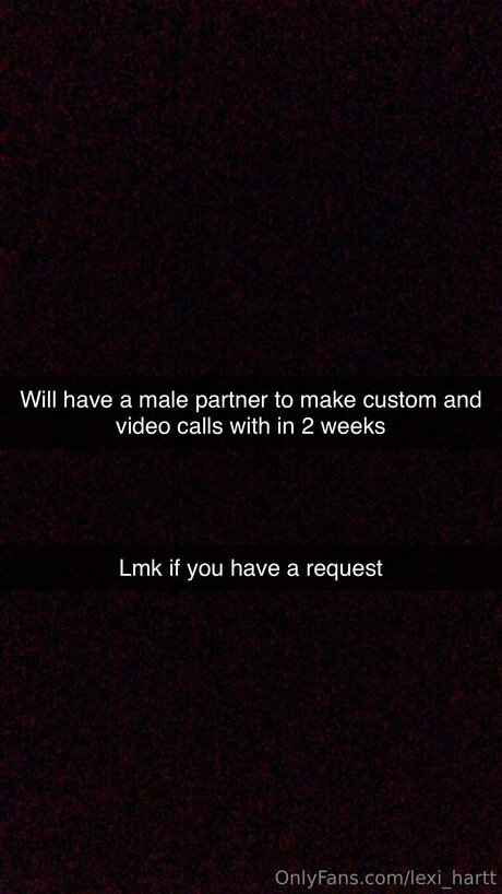 Lexi Hartt naked model pic