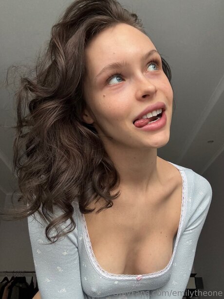 Anoraofficial pornstar free img