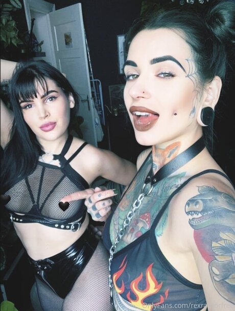 Rexraptorfree naked model img