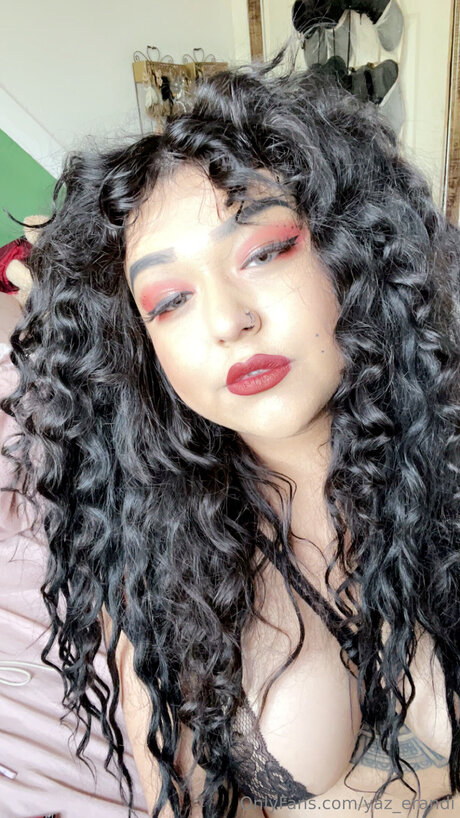 Yaz Erandi xxx pornstar photos