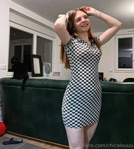 Chicalouuu free model picture