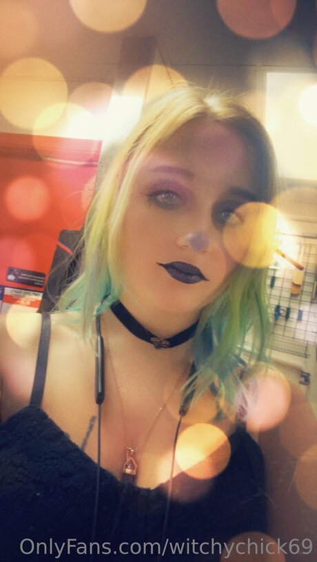 Witchychick69 adult actress photo