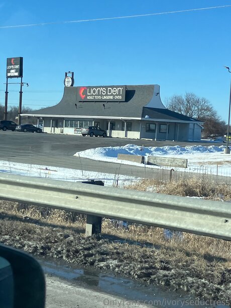 Ivoryseductress model art galleries