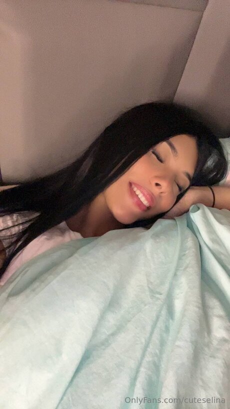 Cuteselina pornstar pretty pics