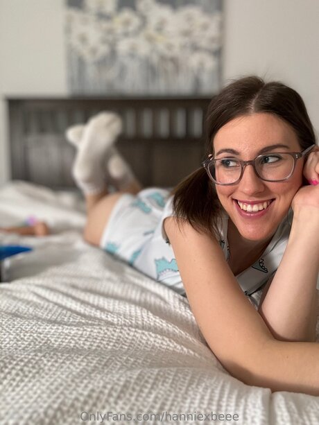 Hanniexbeee sexy pornstar img