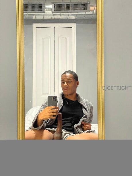 Ojgetright star nude photo