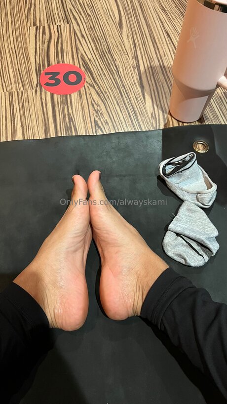 Alwayskami exclusive model img