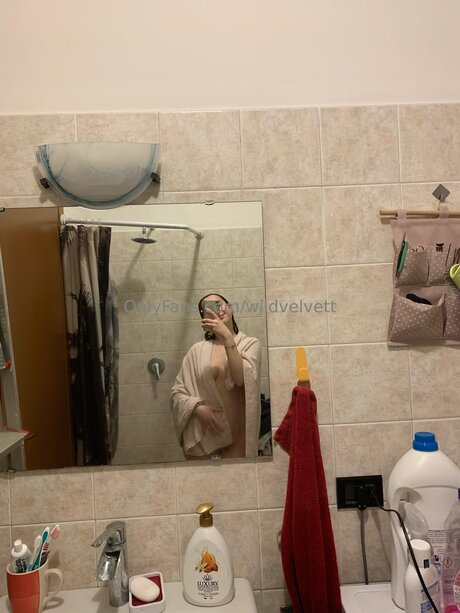 Wildvelvett model exclusive photo