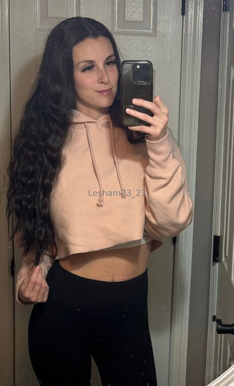 Lesham23 23 nude actress pics