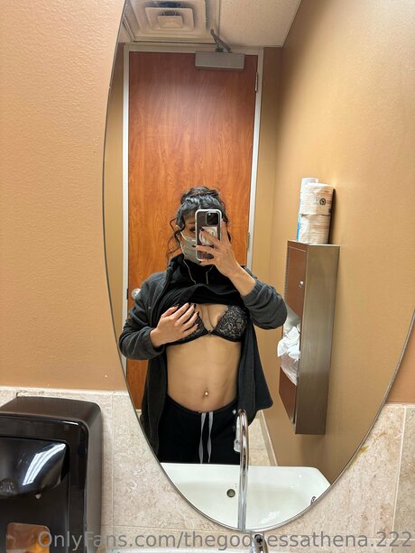 Thegoddessathena 222 naked pornstar pic