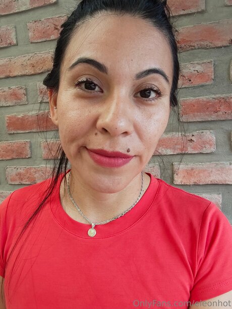 Eleonhot star porn galleries