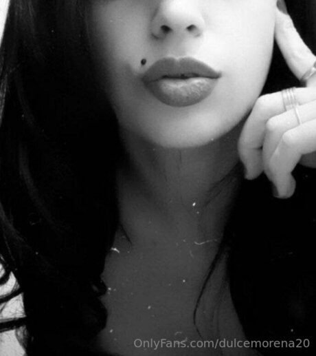 Dulcemorena20 sexy star pics