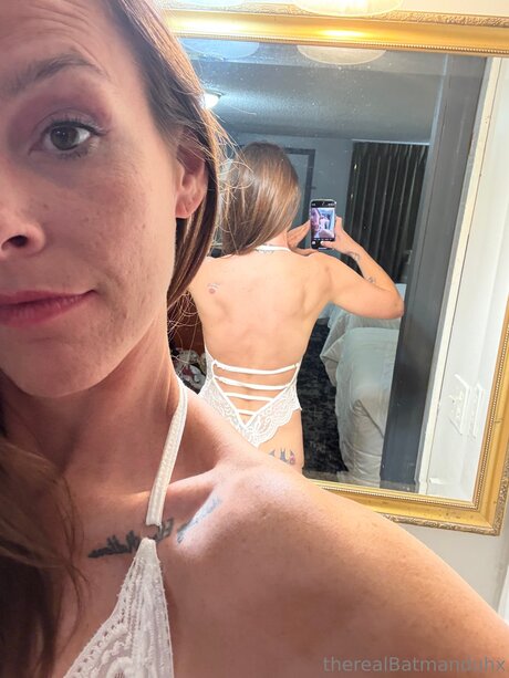 Therealbatmanduhx pornstar sex images