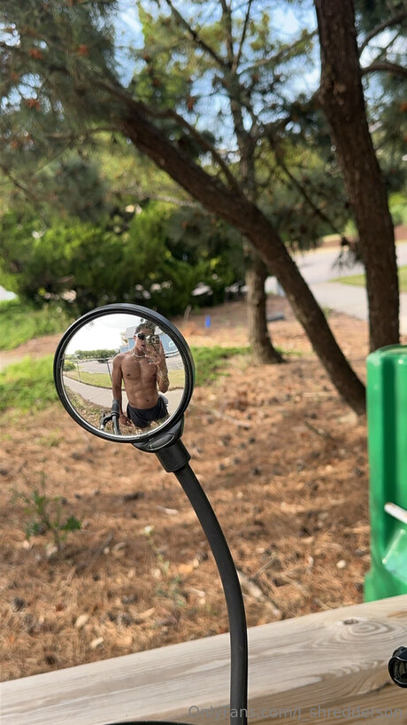 J Shredderson xxx actress picture