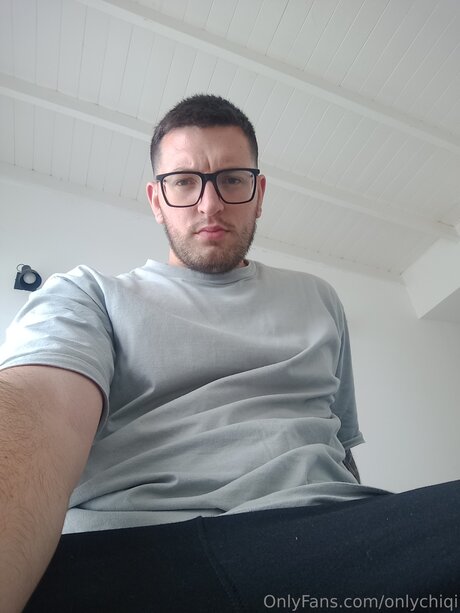 Onlychiqi pornographic star photo