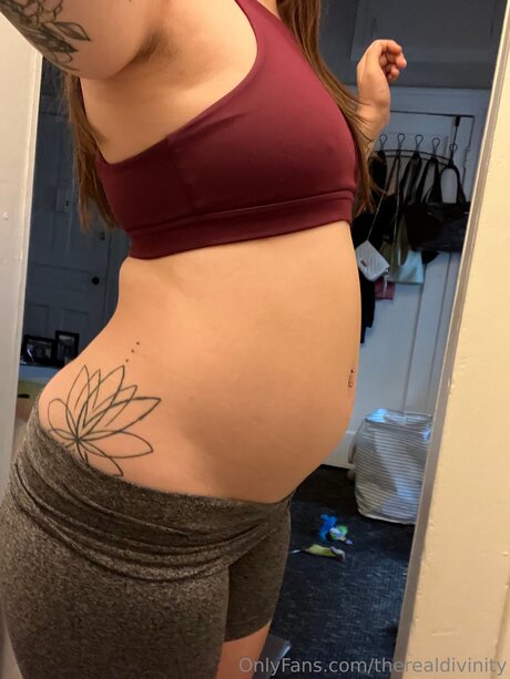 Therealdivinity pornstar hd images