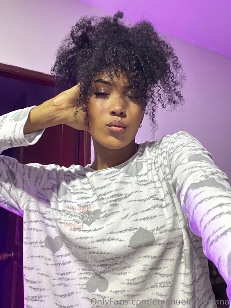 Emanuela Ebony perfect star photos