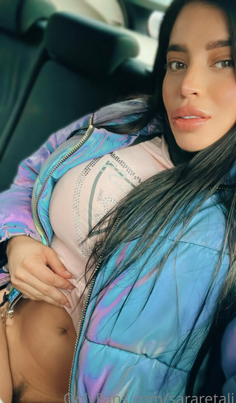 sararetali model exclusive images