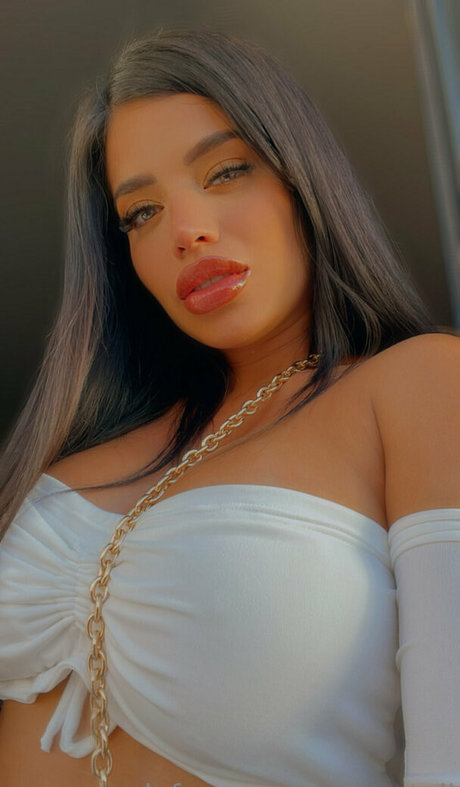 sararetali xxx model pics