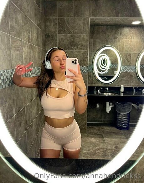 annahendrickss perfect pornstar archive