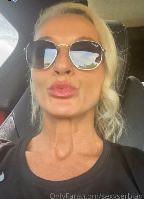 sexyserbian art star archive