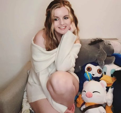 Suzy Lu pornographic actress images