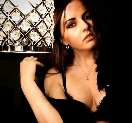 Suzy Lu model nice pic