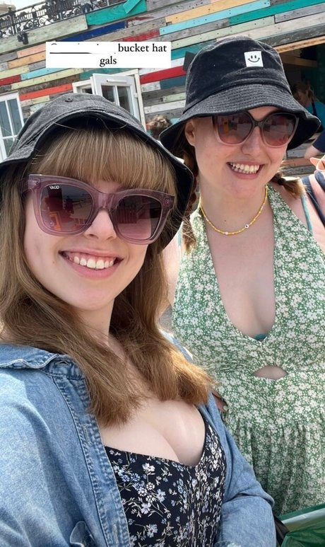 Abbie Budden model naked photos