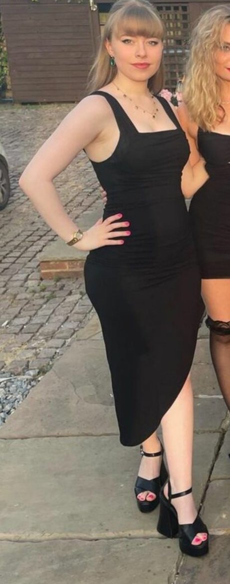 Abbie Budden model hd pic