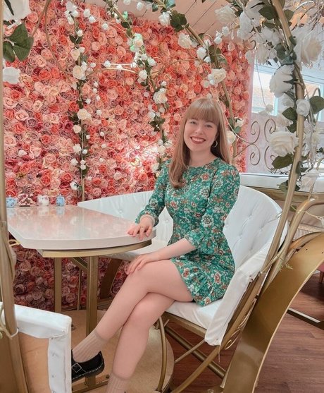 Abbie Budden free pornstar pics