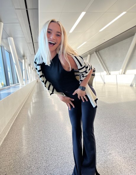 Natalie Decker high quality actress image