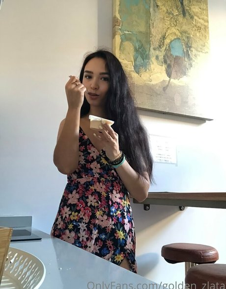 golden zlata pornographic actress pictures