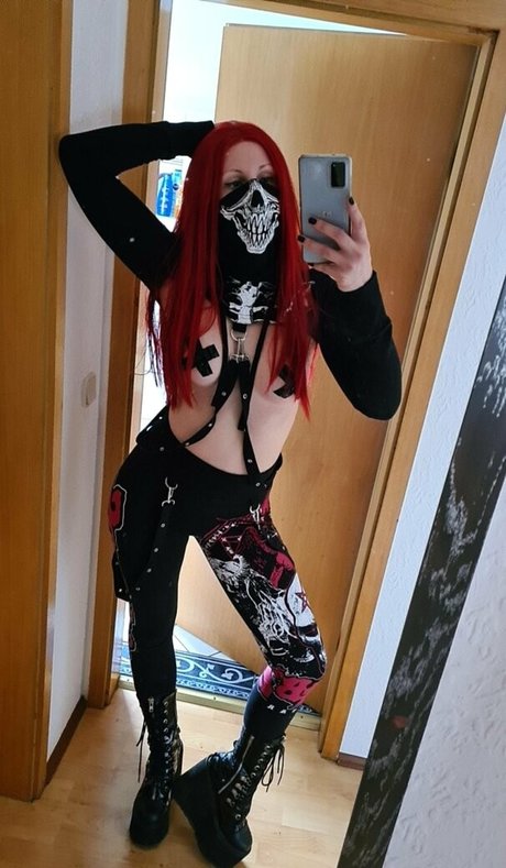 ladyelvendoll erotic star pictures