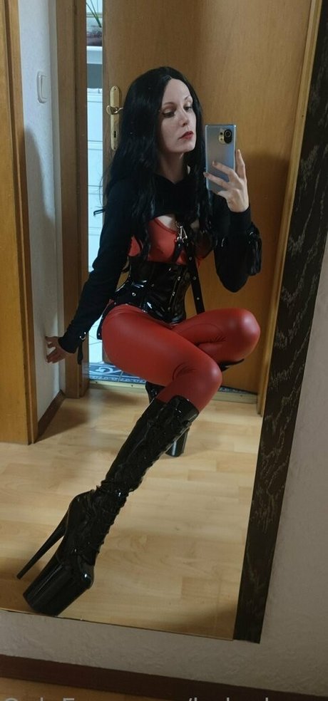 ladyelvendoll star art pictures