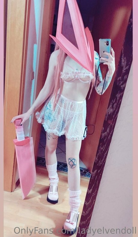 ladyelvendoll beautiful pornstar archive