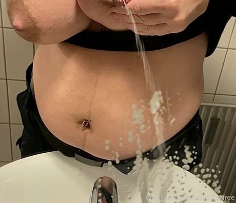 nalyastarfree porn model photo