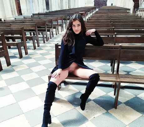 Paloma Modele model erotic pic