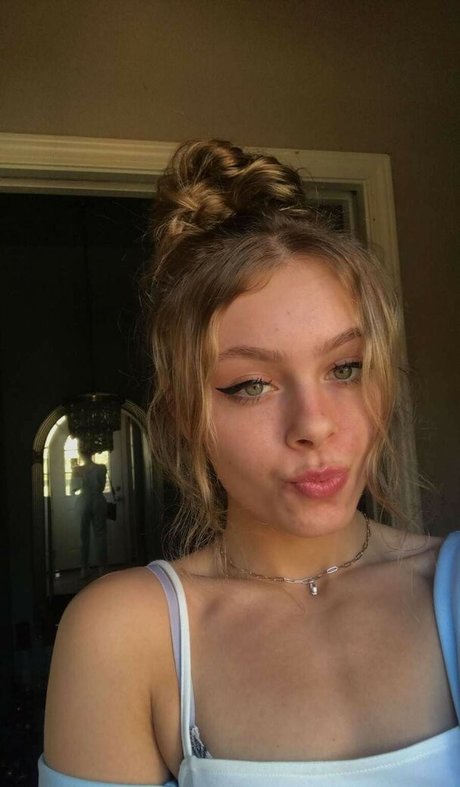 nayrockstar3 art actress picture