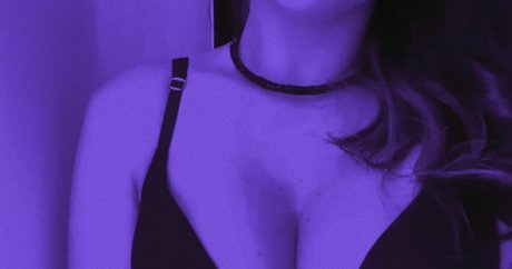 Bruxinnha model nude picture