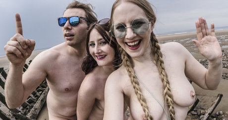 Lucy Musings hot model image