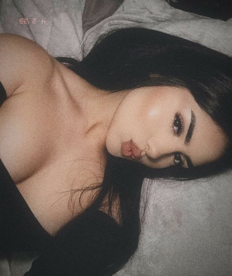 I Will Buy star nudes gallery