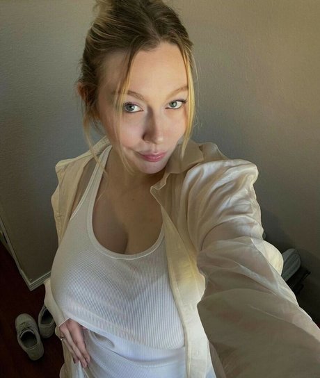 Sxphstel nice pornstar pic