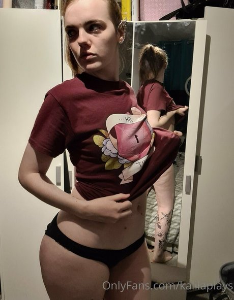 kalilaplays model hot photo