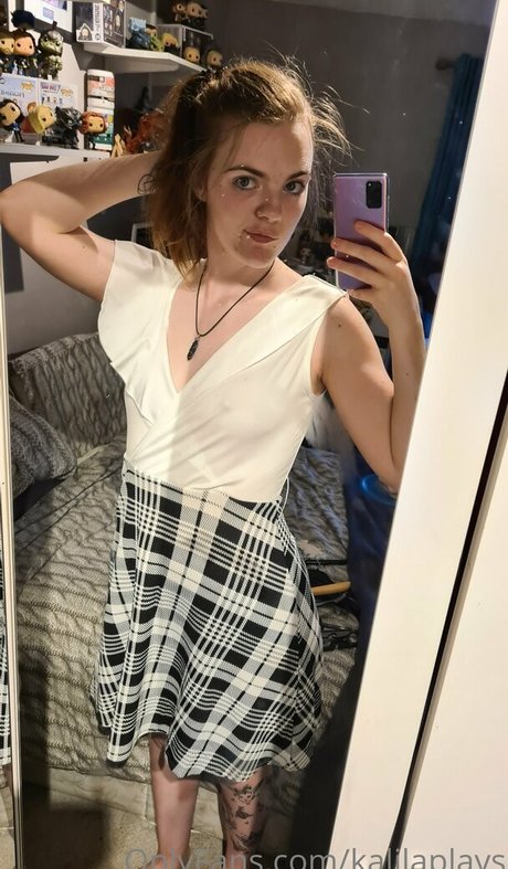 kalilaplays beautiful model img