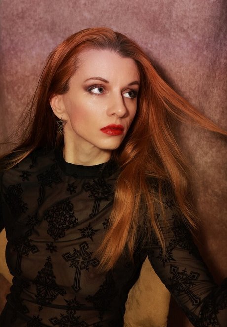 Anima Noira naked pornstar photo