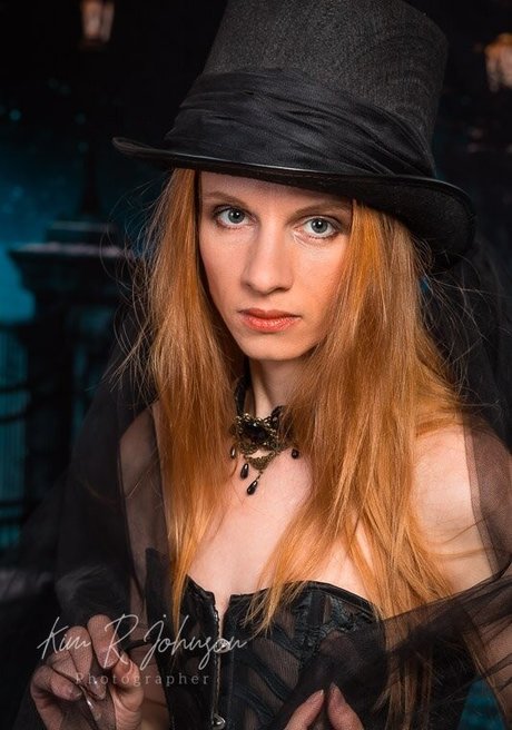 Anima Noira sexy pornstar images