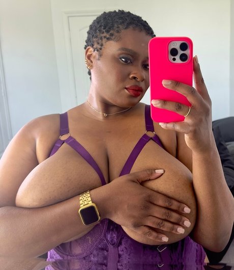 thelingerielounge star pics