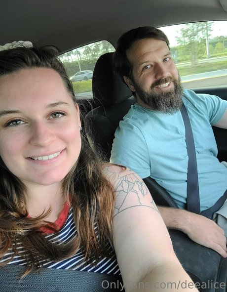 deealice star exclusive pictures