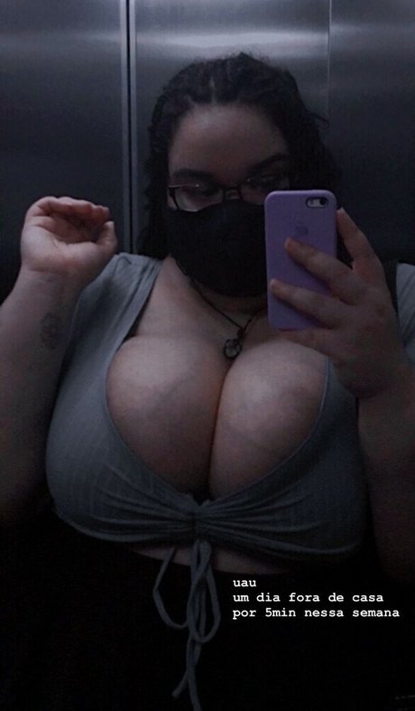 Thalia Brandao adult model photos