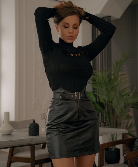 Lybov Kalish pretty model pic